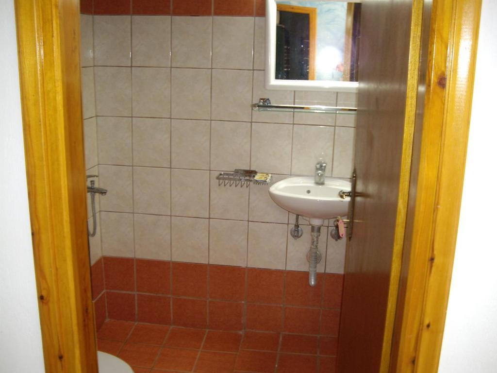 Aivaliotis House בית הארחה *